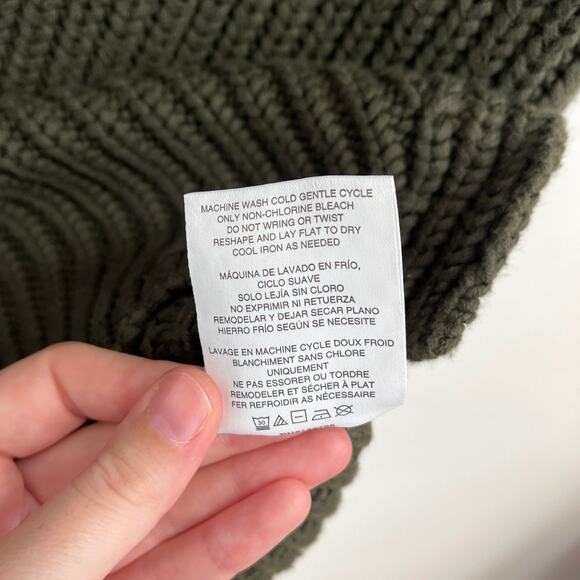 Alp N Rock Simone Chunky Ribbed Knit Fisherman Cozy Turtleneck Sweater - Medium - Picture 9 of 14